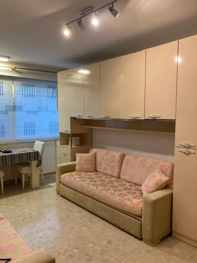 Piazza Center Studio Тирана Экстерьер фото