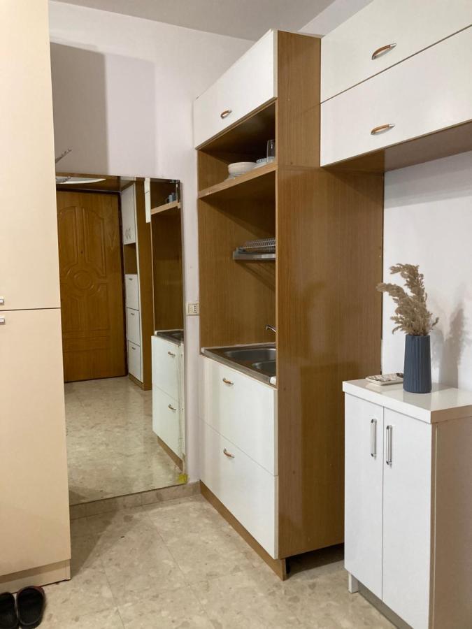 Piazza Center Studio Тирана Экстерьер фото